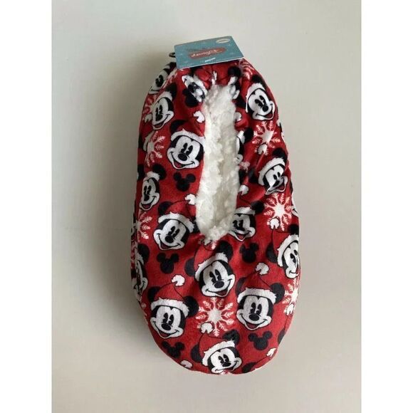 DISNEY MICKEY MOUSE CHRISTMAS SANTA Hat FUZZY BABBA Slipper Socks Sz S-M NWT - Picture 1 of 7